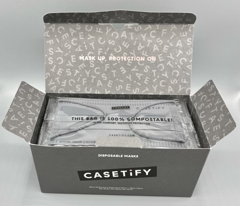 Casetify(ケースティファイ)の3層構造プロテクションマスクを開封
