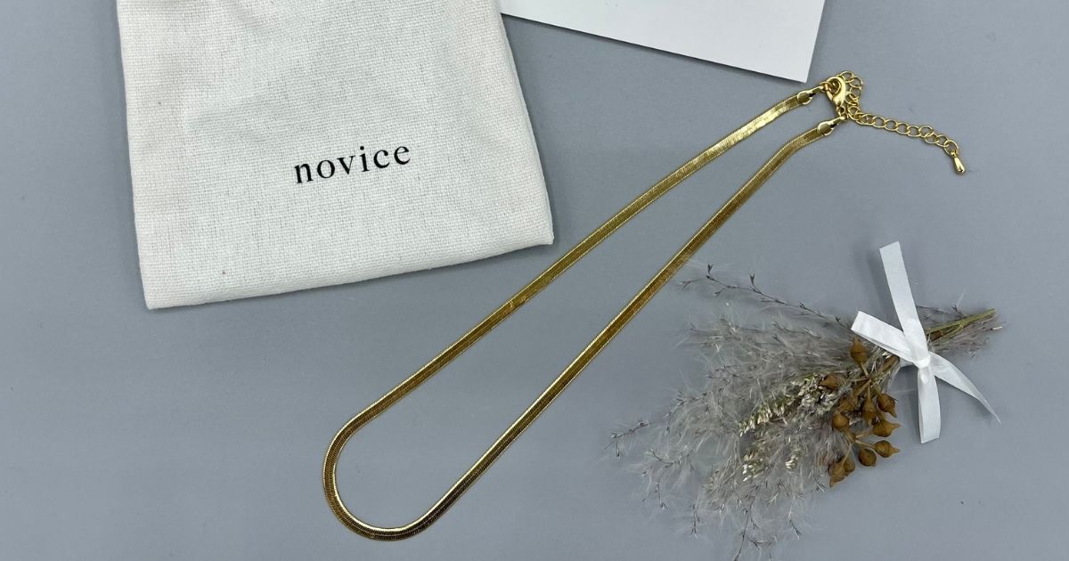 novice(ノーヴィス)のネックレスをレビュー
