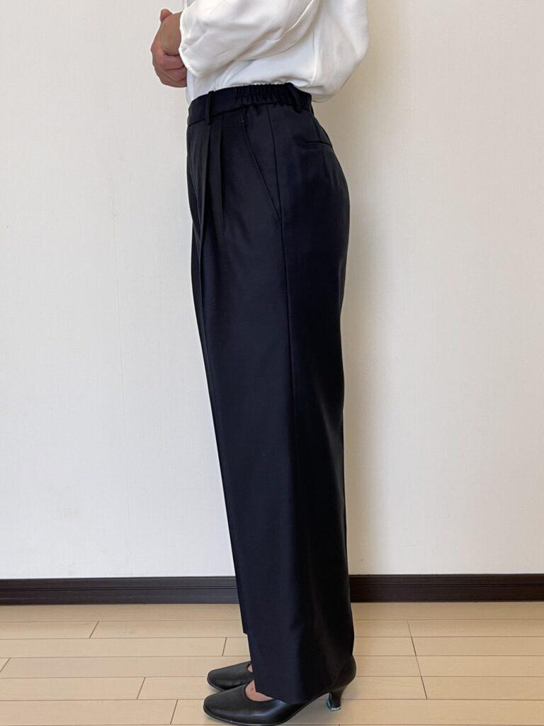 HANABISHI(花菱)のレディースオーダースーツ・パンツを着用4